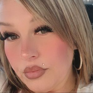 Meet your Posher, Tonya